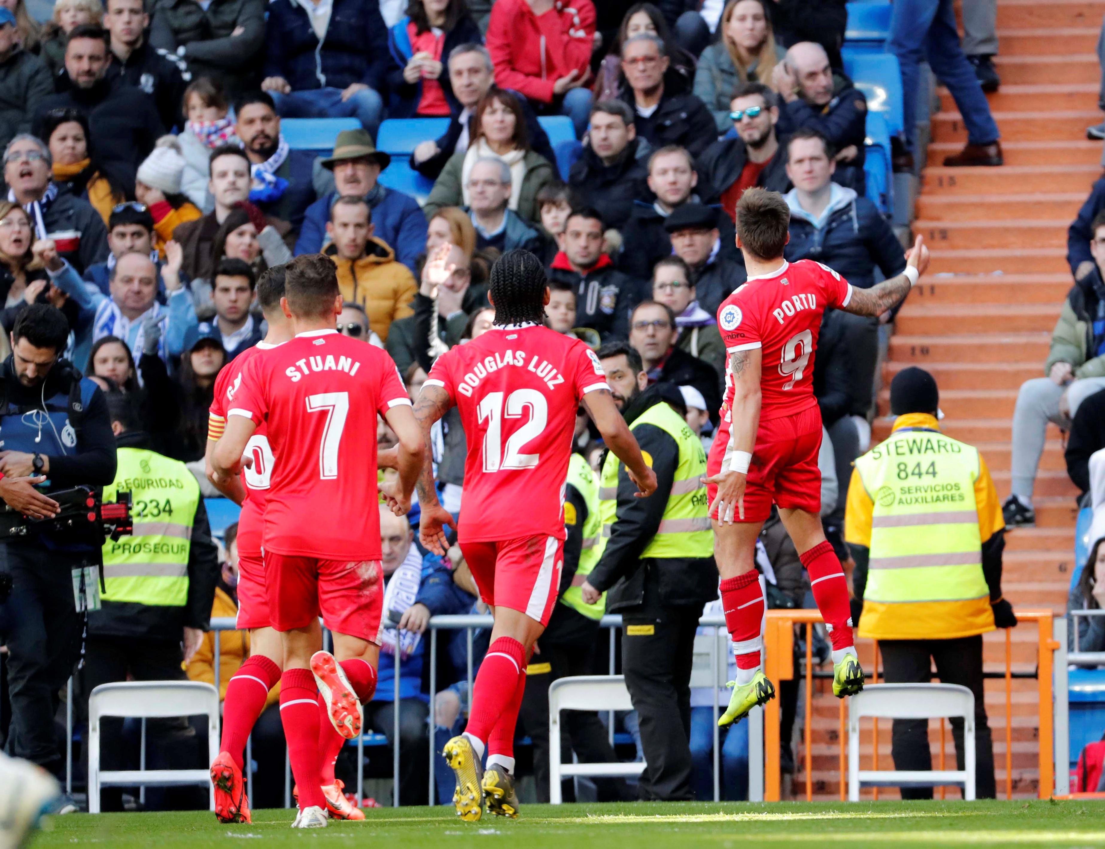 有的甚至敢 有的甚至敢